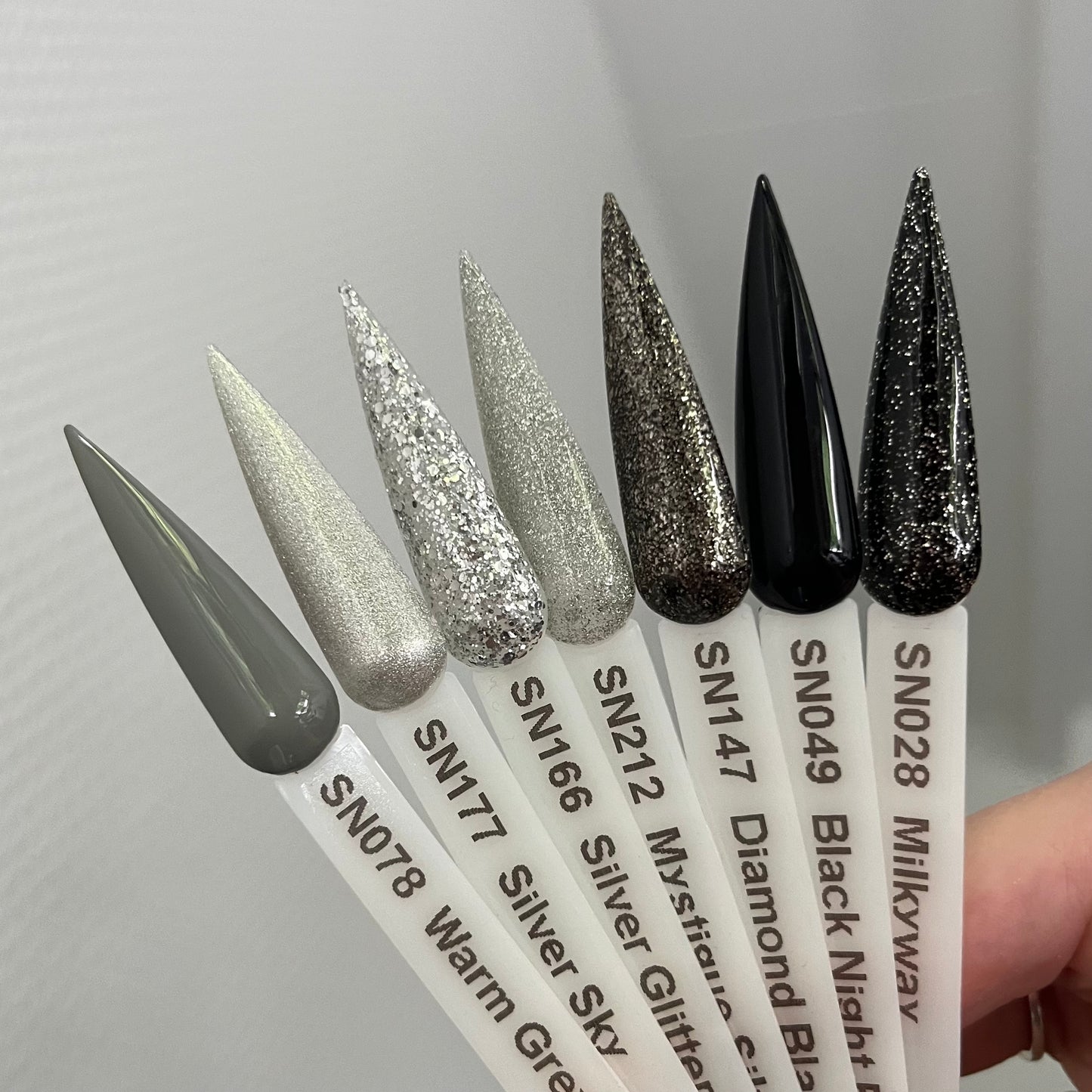 SN166 Silver Glitter Party | HEMA free