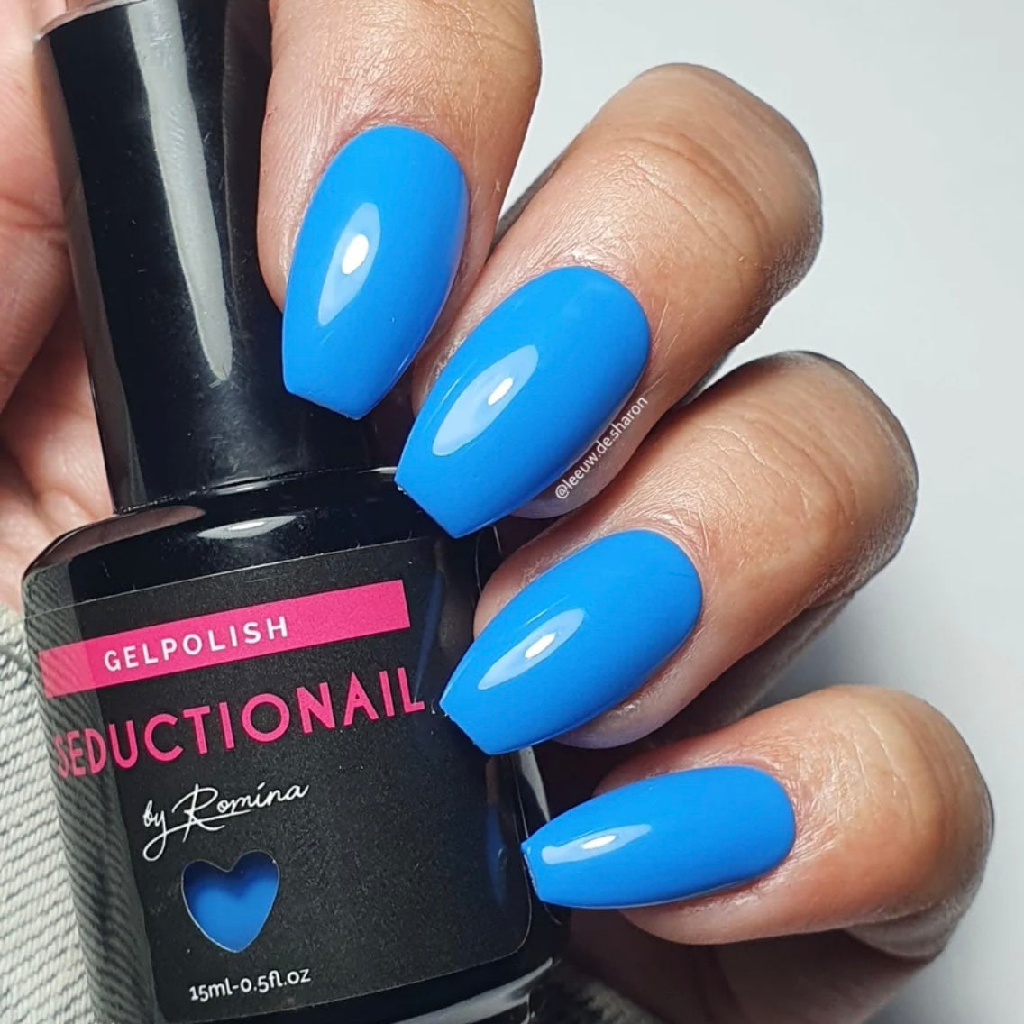 SN172 Blue Curacao | HEMA free